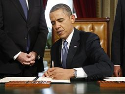 Obama dio luz  verde a los recortes fiscales para este año