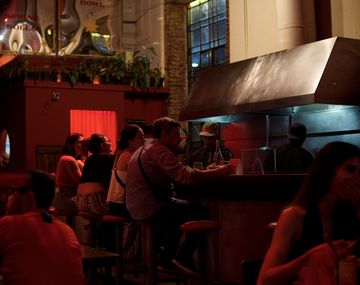 Un viaje al auténtico street food vietnamita en la ciudad