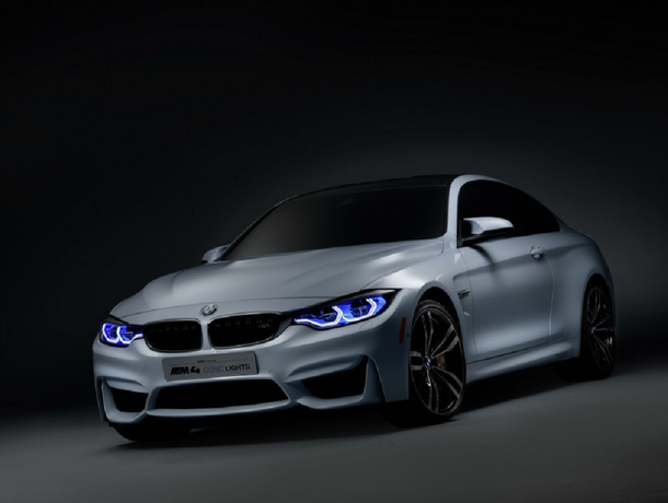 BMW presentó el M4 con luces láser y OLED