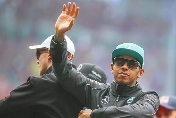 Lewis Hamilton se quedó con el Gran Premio de China