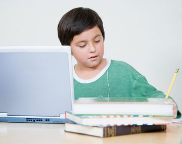 Lanzan una red social para chicos de 8 a 14 años