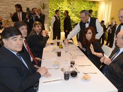 almorzar en la casa rosada costara solo 3 pesos almorzar en la casa rosada costara solo 3 pesos