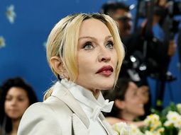 la millonaria recompensa que ofrece madonna por la ropa que presuntamente le robaron en coachella la millonaria recompensa que ofrece madonna por la ropa que presuntamente le robaron en coachella