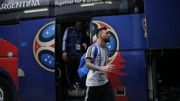 El 10 ya está de vuelta en Barcelona. Foto: @Argentina