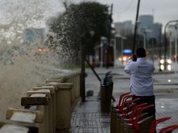 Alerta por crecidas en el Río de la Plata y la Costa Atlántica para este jueves