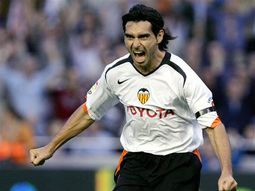 ValenciaRobertoAyala