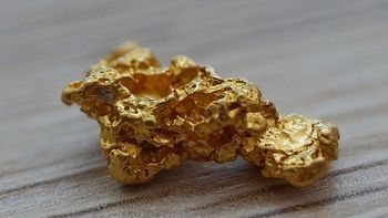 el oro supera los u$s 5.000 y se afianza como refugio ante la tension global el oro supera los u$s 5.000 y se afianza como refugio ante la tension global