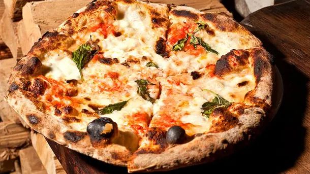 Pizza neoyorquina Pizza neoyorquina