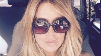 mira el sensual topless de florencia pena mira el sensual topless de florencia pena