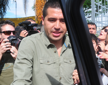 Riquelme espera una oferta del Porto
