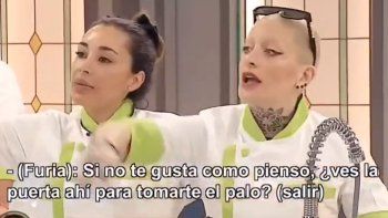 Furia vuelve locos a todos en El Internado de Chile. Furia vuelve locos a todos en El Internado de Chile.