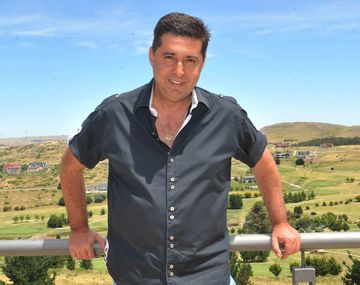 Un cuestionado Angelici reconoció los problemas de Boca para reforzarse