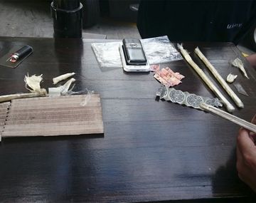 Se peleó con una policía y lo detuvieron: tenía 2.000 dosis de LSD