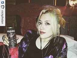 militta bora se desnuda para promocionar un show de su banda militta bora se desnuda para promocionar un show de su banda