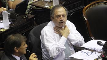 la interna radical, al rojo vivo: sanz no cuenta toda la pelicula la interna radical, al rojo vivo: sanz no cuenta toda la pelicula