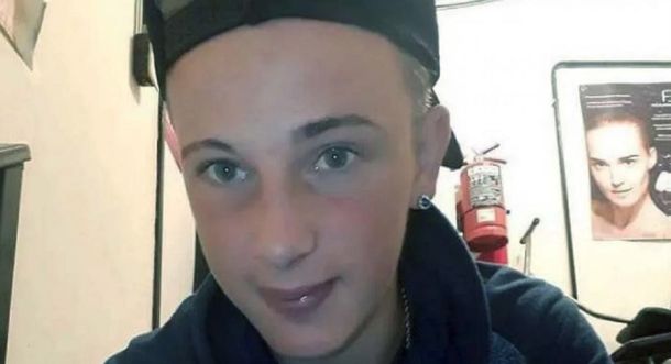 Moreno: volvía de bailar, un colectivo cruzó el semáforo en rojo y lo mató