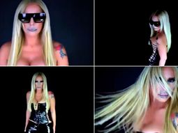 Silvia en el remix de  Paint it black