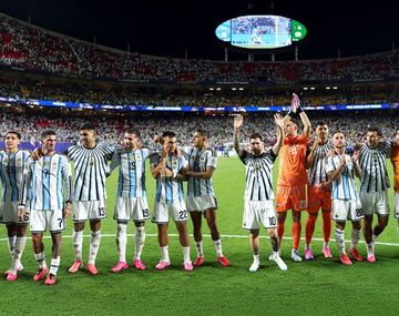 Los 10 récords que rompió Messi con su histórico hat-trick ante Argelia en el Mundial