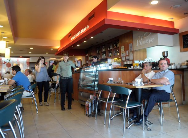 El microcentro porteño, casi vacío por el paro de Moyano y Micheli