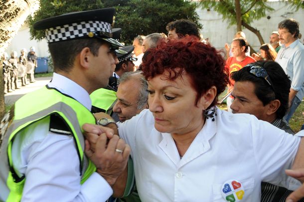 ATE convocó a un paro nacional por los incidentes