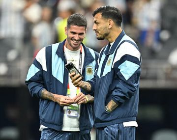 Caramelos y cábala: De Paul y Paredes repitieron su ritual antes de Argentina-Austria