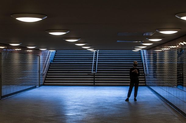 Subir escaleras es uno de los ejercicios más efectivos para mejorar la salud del corazón. Subir escaleras es uno de los ejercicios más efectivos para mejorar la salud del corazón.