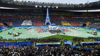 asi fue la ceremonia inaugural de la eurocopa de francia 2016 asi fue la ceremonia inaugural de la eurocopa de francia 2016