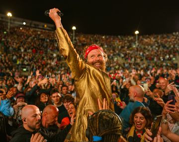 Jovanotti vuelve a la Argentina con un show íntimo y potente en el Teatro Coliseo
