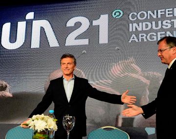 Macri anunció en la UIA que esta semana avanzará con levantar el cepo cambiario