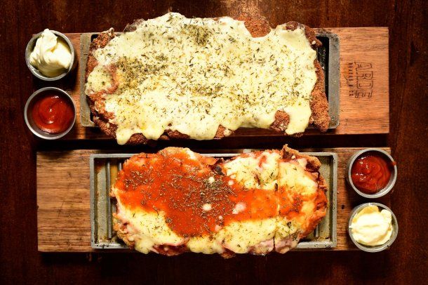 Milanesa a la napolitana. 