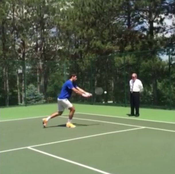 Del Potro, cerca de la vuelta, ya le pega de revés: mirá el video