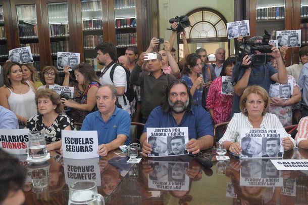 Peligra el inicio de clases en Provincia: docentes rechazaron una nueva oferta  y convocaron a un paro