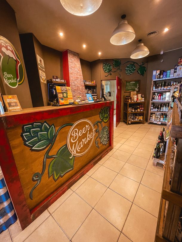 Bajó la espuma: quebró una cadena especializada en venta de cerveza y se profundiza la crisis a nivel global