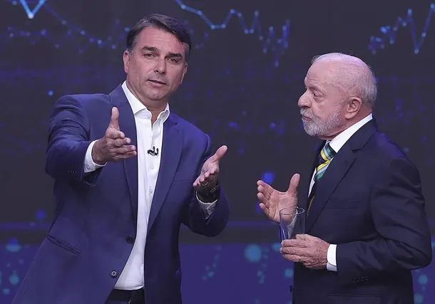 Lula cruzó a Flávio Bolsonaro en el debate: ¿Ya pediste prestada la motosierra de Milei?