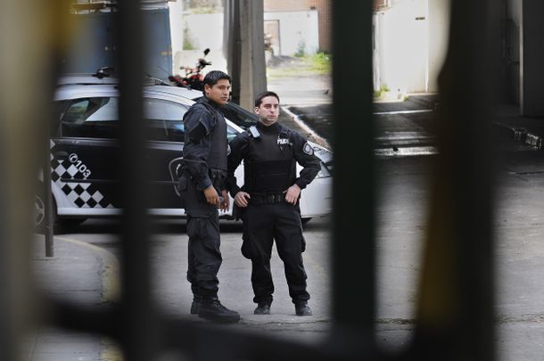 Mató a su amante de 24 puñaladas durante un juego sexual y por dinero: irá a juicio oral