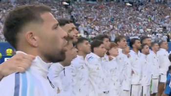 El himno argentino en Argentina - Cabo Verde El himno argentino en Argentina - Cabo Verde