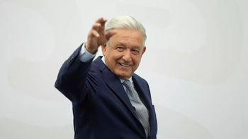 Andrés Manuel López Obrador se convierte en el 2018&nbsp; en el 65° presidente de México.