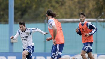 sabella probo con demichelis, que parece ganarse un lugar entre los 23 sabella probo con demichelis, que parece ganarse un lugar entre los 23