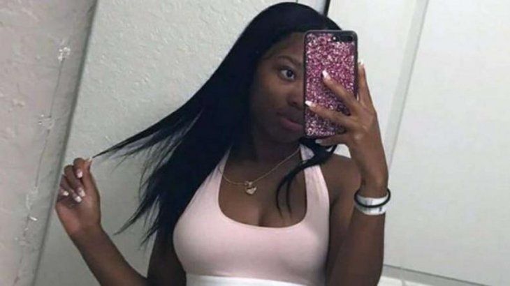 La mató su hijo durante una videoconferencia