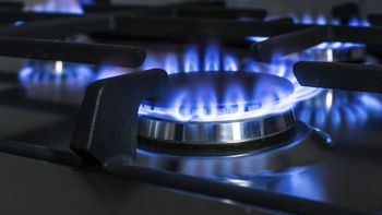 aranguren estimo que la suba de gas sera de entre 30% y 40%, en promedio aranguren estimo que la suba de gas sera de entre 30% y 40%, en promedio
