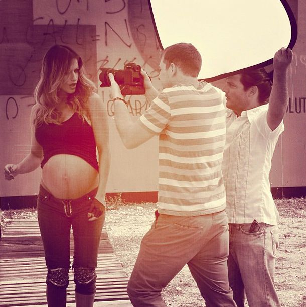 Lola Ponce grabó nuevo clip, sensual y embarazadísima