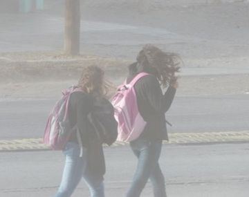 Sigue el alerta amarillo por vientos fuertes en tres provincias