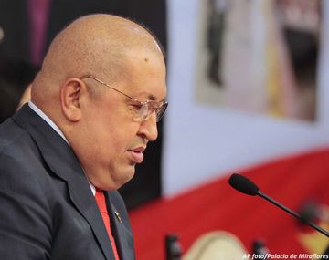 Cronología de la pelea que le dio Chávez al cáncer