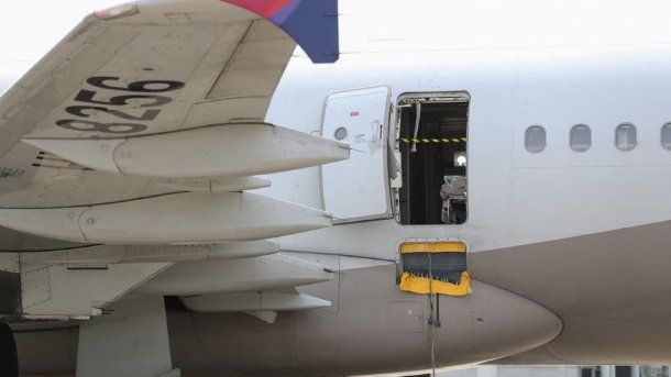 Corea del Sur: pasajero de Asiana Airlines abre puerta de emergencia en pleno vuelo