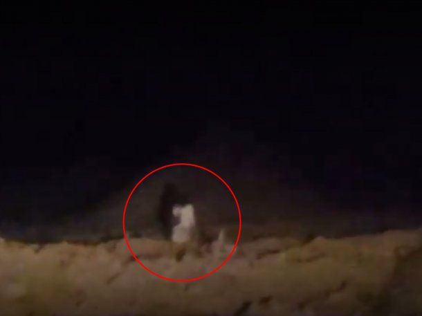 Tucumán: grabaron a una mujer fantasma en un cementerio