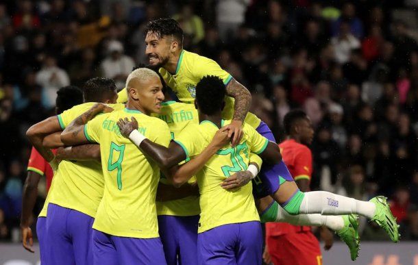 Brasil venció 3-0 a Ghana en amistoso internacional