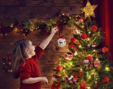 El supermercado que está liquidando decoración navideña a buenos precios.