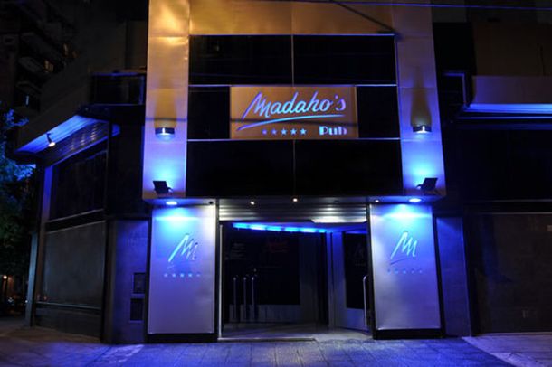 Clausuraron bar de Mar del Plata en el que había explotación sexual de mujeres