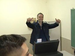 Adorni minimizó la fake news y rompió la veda: Increíble votarme