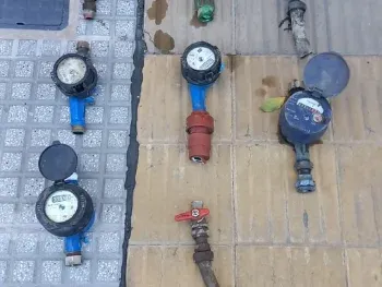 Cayó un ladrón de medidores de agua en Villa Luro